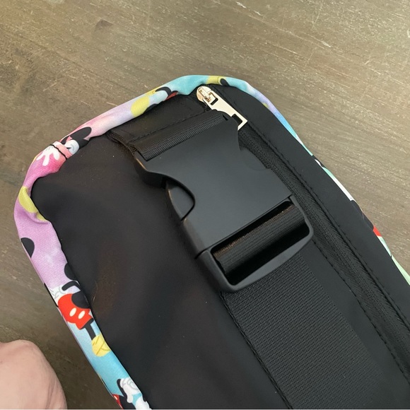 SOLD Disney Mickey Belt Bag/Fanny Pack - Picture 8 of 9